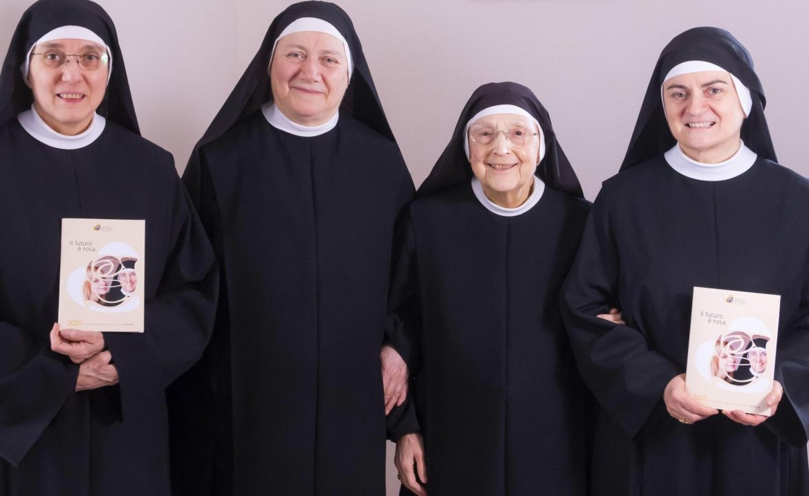 donnanews per le monache di cascia il futuro è rosa monache con vademecum