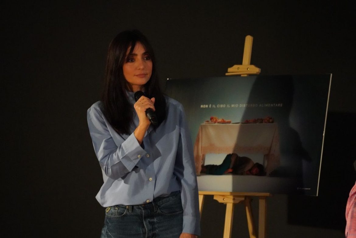 Donne News Ambra Angiolini