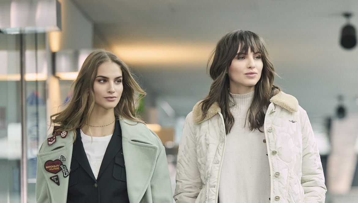La collezione FW24_25 Woman di Aeronautica Militare 3