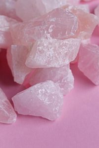 cristalli di quarzo rosa