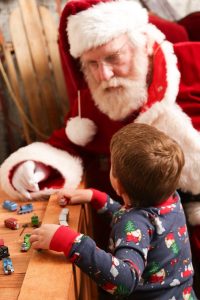 credere a babbo natale” rende i bimbi più felici e creativi magico paese di natale 2024 govone (4) santa 2466242 1280 abethebabe