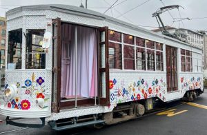 tram louis vuitton e takashi murakami