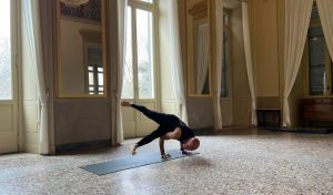 yoga gratuito per i giovani. pronti a prenotare 4