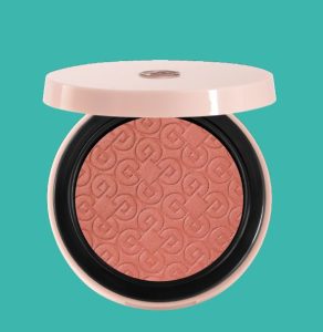 trucco estivo 2025 i nuovi must have per un look perfetto (6)