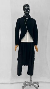 anteprima moda primavera estate 2026 il fascino del grigio (5)