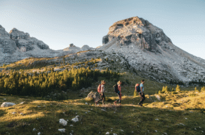 giornata del camminare tutti a piedi sui sentieri (2)