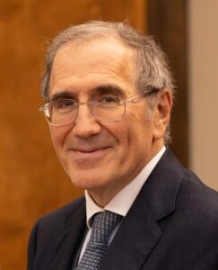 natalità in calo inarrestabile, gravidanze più tardive gianluigi pilu