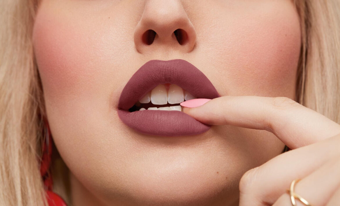 burgundy lips il colore dell'autunno che veste le labbra