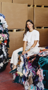 dallo scarto tessile all'arte che ci porta al futuro! (4)