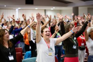 congresso yoga risata esercizio3