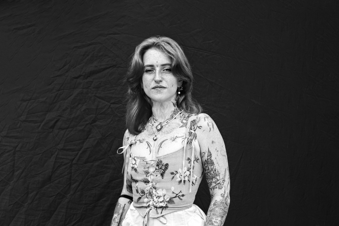 annie aperta ok a ph press