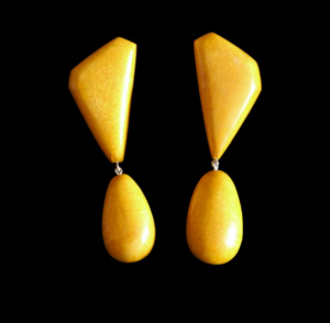 il raggio giallo che accende il grigio tendenze moda 2026