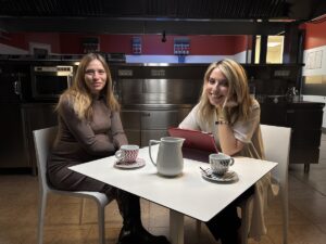 isabella potì con elisa del mese