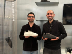 sneaker di lusso in 8 ore lo stile tech che si ricicla (2)