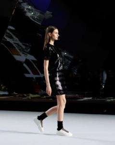 sneaker di lusso in 8 ore lo stile tech che si ricicla