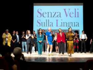 limbiate senza veli sulla lingua ph press1