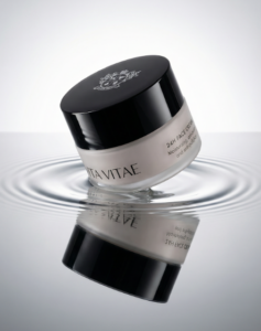 crema viso naturale addio a inquinamento e segni del tempo (2)
