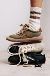 come guadagnare centimetri con le sneakers che ti slanciano